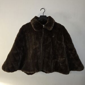 EAST 5th Faux Fur Brown Cape